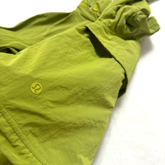 Lululemon sz 2 Lime Green Nylon Rain Jacket Amarillo Prescio Hooded Zip - Picture 6 of 7